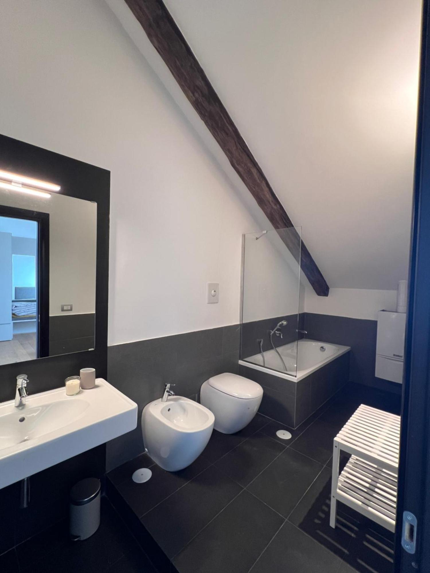 Unonoveuno Luxury Apartment Nápoly Kültér fotó